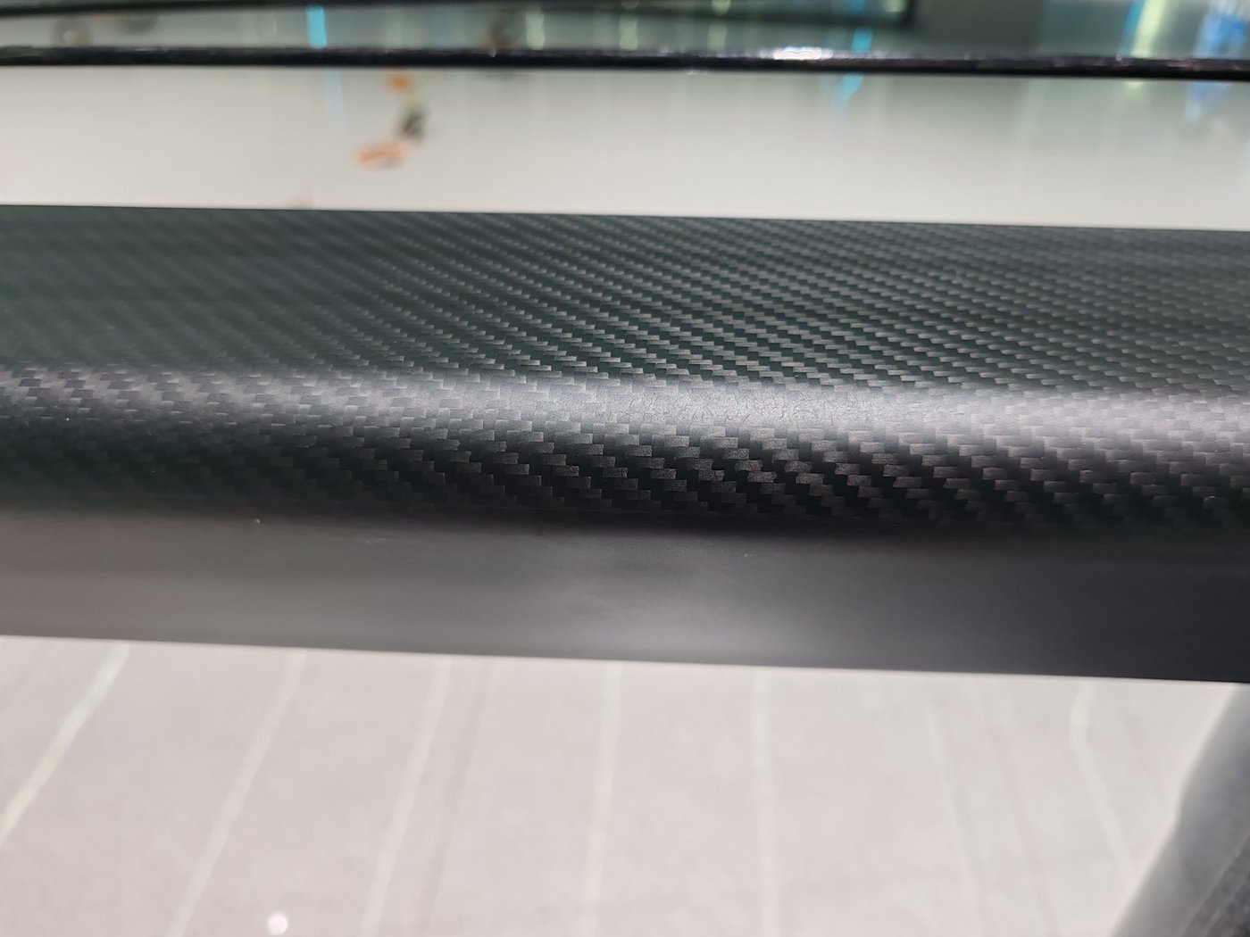 WRK-TX型碳纤维摇臂 碳纤维臂体侧视纹理特写